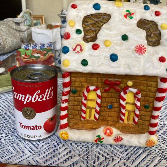 POTTERY BARN Gingerbread House Candle Large 8"Hx6"Lx4"W UNUSED VINTAGE RARE - Picture 1 of 10